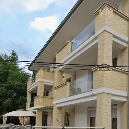Irena 5 * Skopje